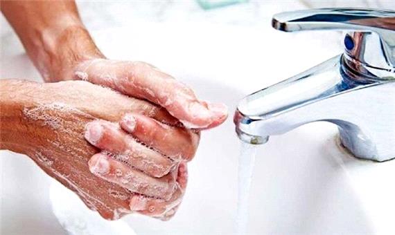 دستکش کارایی لازم برای مقابله با کرونا را ندارد/  شستن دست‌ها بهترین اقدام است