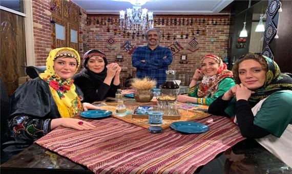 رنگ و لعاب مرجانه گلچین برای میزبانی در شام ایرانی