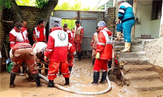 امدادرسانی هلال‌احمر به ١٠٣٣ سیل‌زده در 72 ساعت گذشته