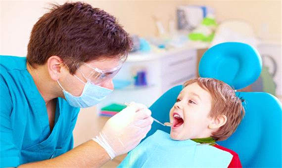 9 راهکار آماده کردن کودک برای رفتن به دندان‌پزشکی