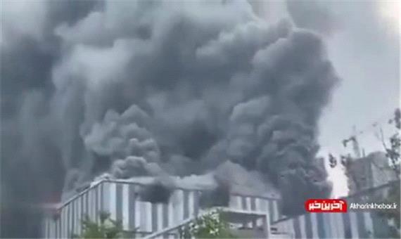 ‏آتش‌سوزی گسترده یک آزمایشگاه در شهر دونگوان ⁧چین