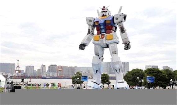 ژاپنی ها محض تفریح ربات 18 متری ساختند!