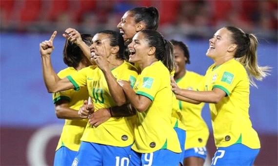 مرخصی زایمان فیفا به زنان فوتبالیست‌