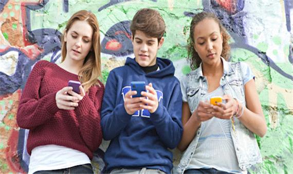 شبکه های اجتماعی خطری به شدت مخرب در کمین نوجوانان امروزی