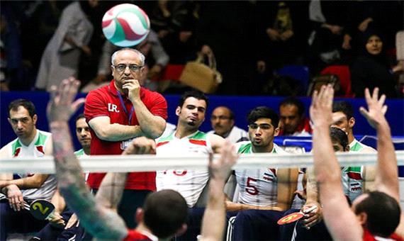 فقط با تیم‌های هم وزن والیبال نشسته ایران بازی می‌کنیم