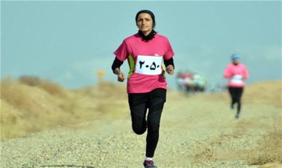 رکورددار دوی استقامت زنان: اهدای روبالشتی در شان ورزشکاران نبود