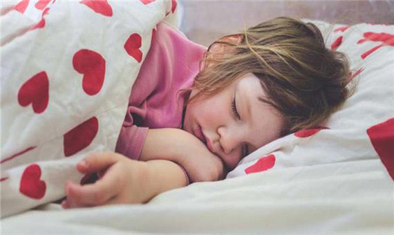 چطور به کودکان کمک کنیم تا بهتر و به اندازه بخوابد؟