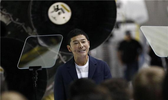 میلیاردر ژاپنی می‌خواهد 8 نفر را بطور رایگان با راکت اسپیس ایکس به ماه ببرد