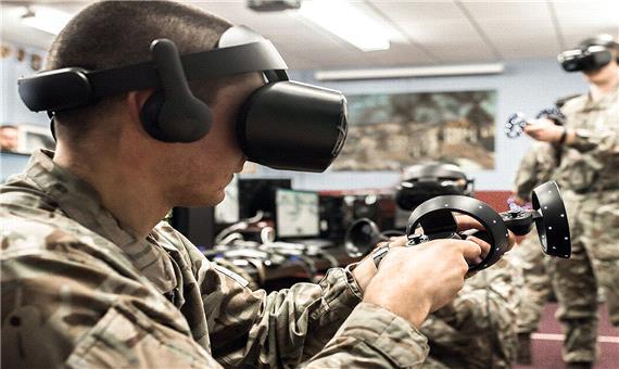 سربازان ارتش بریتانیا با تمرین در واقعیت مجازی برای نبرد آماده می‌شوند