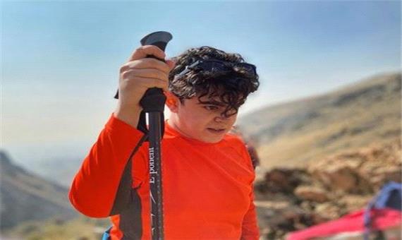 چهره ها/ امیرمحمد متقیان در حال کوهنوردی