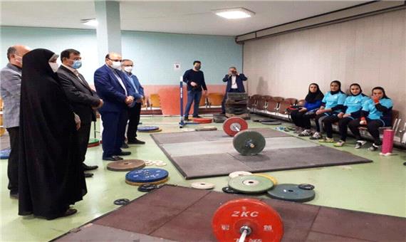 علی‌نژاد: وزارت ورزش و جوانان از وزنه برداری زنان حمایت می‌کند