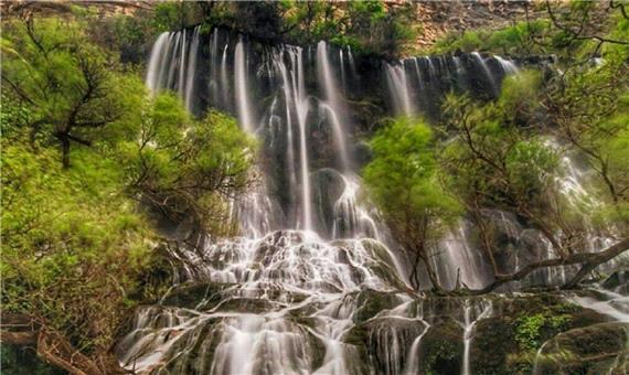 بزرگ‌ترین آبشار خاورمیانه در قلب کوه‌های زاگرس