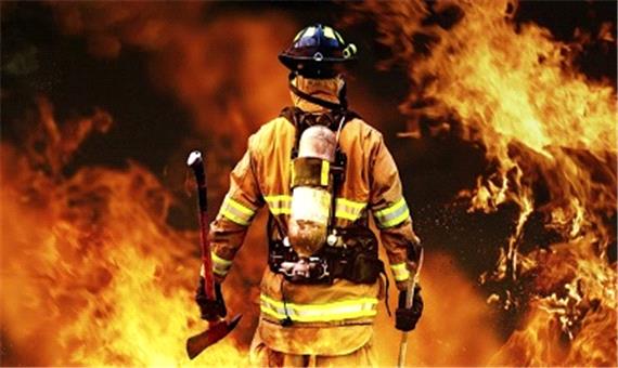 آتش‌نشانان برای نجات مادر و کودک آبادانی دل به آتش زدند
