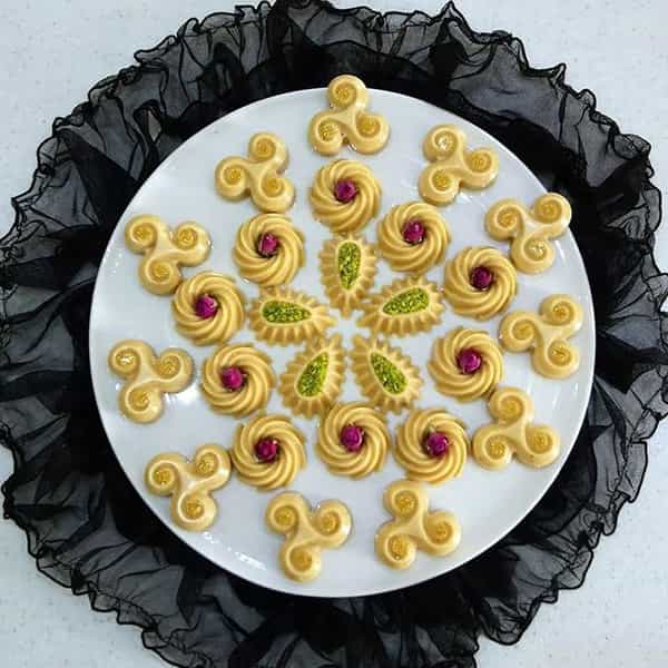طرز تهیه حلوای آجیلی