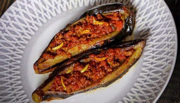 طرز تهیه بادمجان شکم پاره (شکم پر) یا قارنی یاریخ ترکی