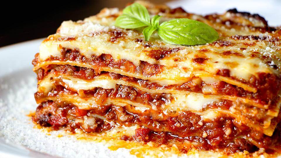 طرز تهیه لازانیا خوشمزه و مخصوص ایتالیایی به روش رستورانی