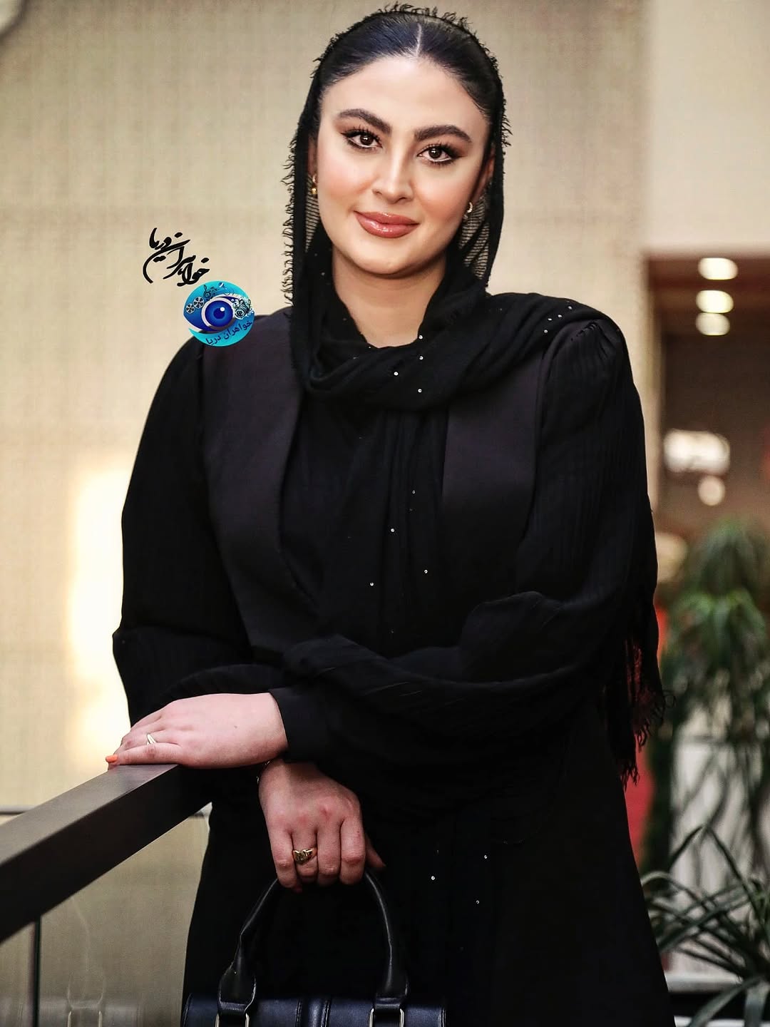 آریا بانو
