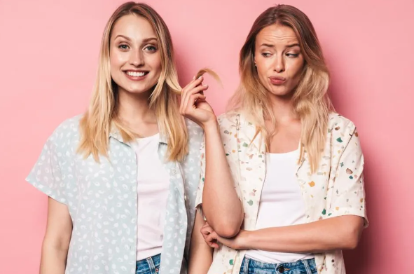 این ۷ نوع آدم حسود را از زندگی‌مان دور کنیم!