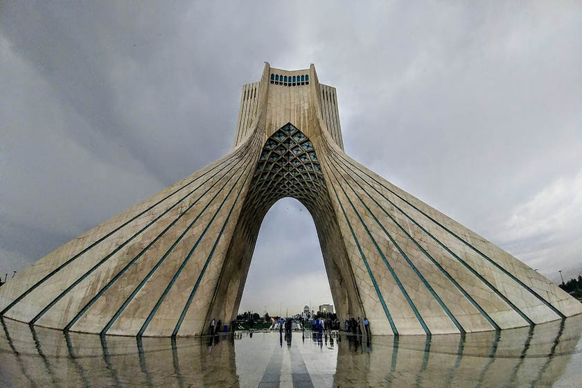 آریا بانو