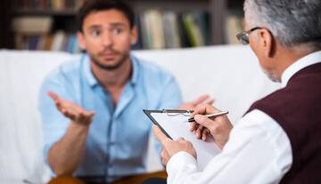 درخواست رییس سازمان نظام روانشناسی: روانشناسان هم مثل پزشکان بتوانند در خانه خود دفتر بزنند