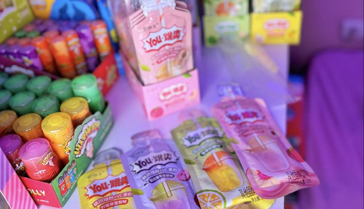 قلیان جیبی در کیف مدرسه!