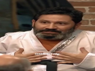 چند گرفتی نخندی؟