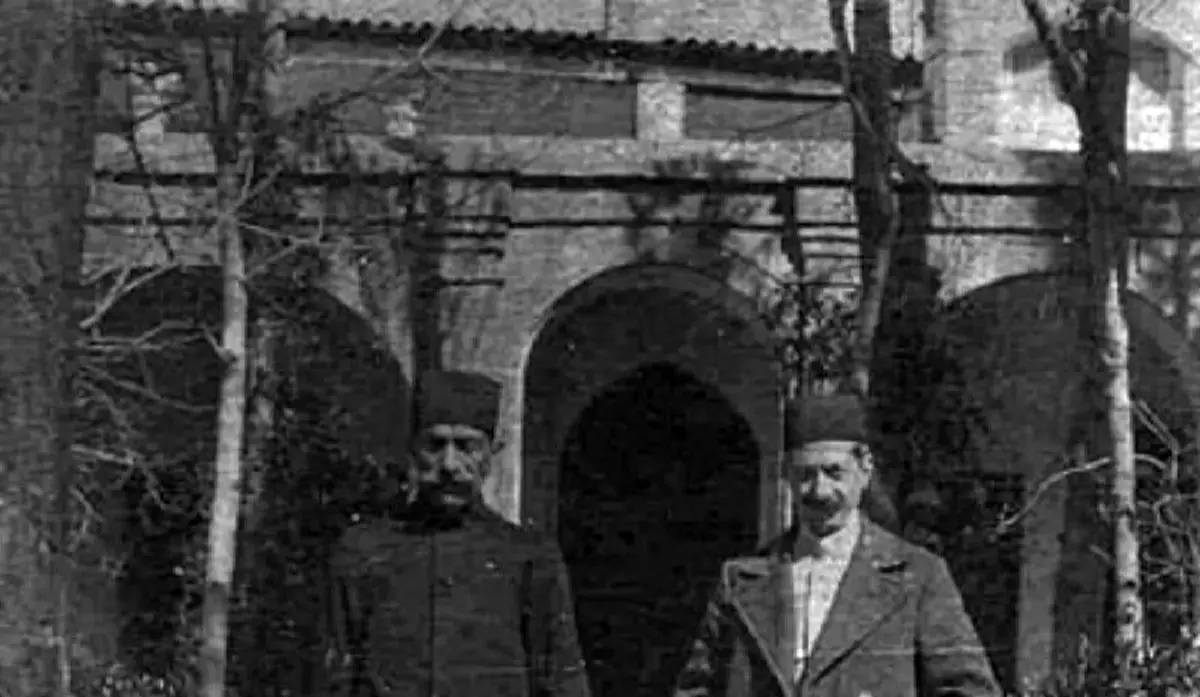 چرا در تهران قدیم مغازه ها تابلو نداشتند؟