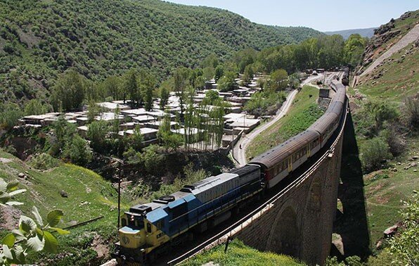 منطقه زیبای ریلی چمسنگر