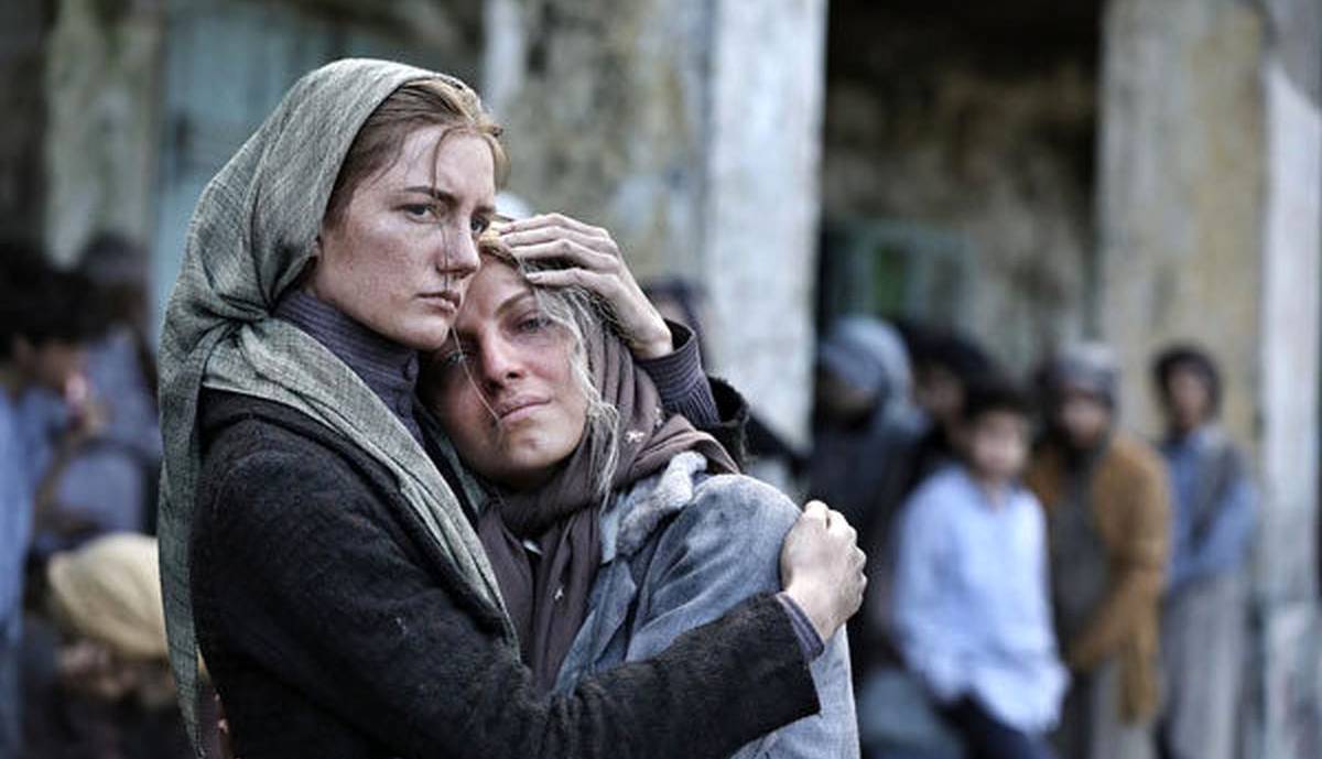 چهره ها/ استایل شلخته بازیگر سریال «خاتون» در یک مراسم