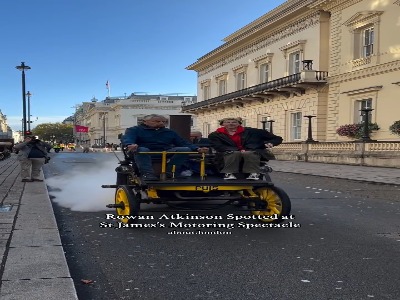 چهره پیر و شکسته شده مستربین در ۷۱ سالگی