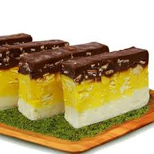 بستنی ۳ رنگ بدون نیاز به ثعلب