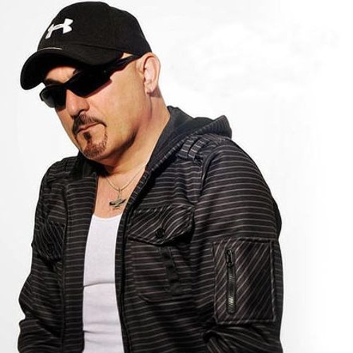 سندی : تو زندگیم هیچوقت دوست جنس مخالف نداشتم