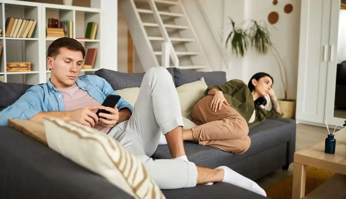 طلاق خاموش: نشانه‌هایی که می‌گوید ازدواج شما به پایان رسیده!