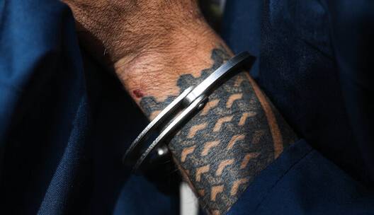 فرار از خانه با اغفال تبعه افغان؛ دختر ۱۷ ساله به آغوش خانواده بازگشت