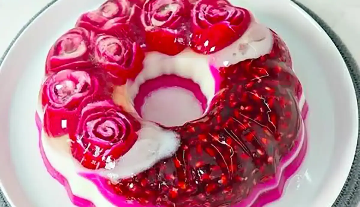 دسر یلدایی با طعم و رنگی دلنشین