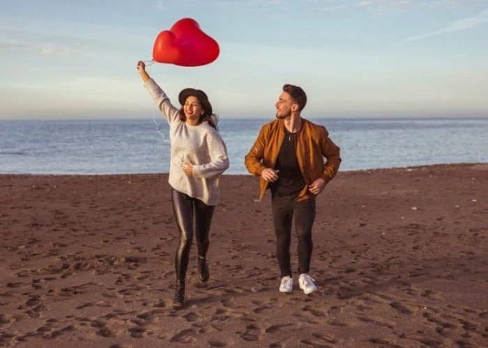 چه طور کسی  که عاشقش هستیم را فراموش کنیم؟