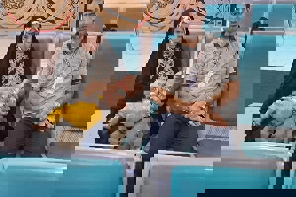 استقبال زوج‌های دانشجو از سفر عمره