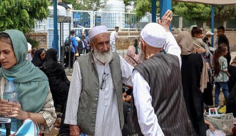 بیمه پایه سلامت برای اتباع مجاز الزامی شد