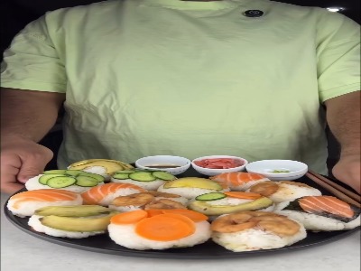 سوشی خوش طعم!