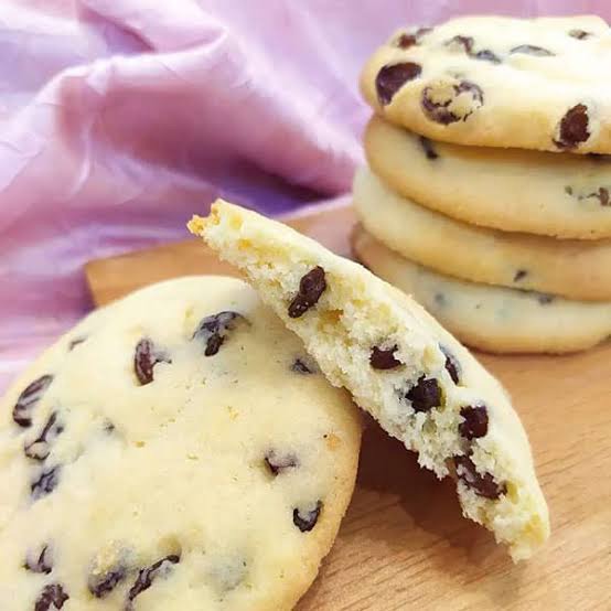 شیرینی کشمشی بازاری