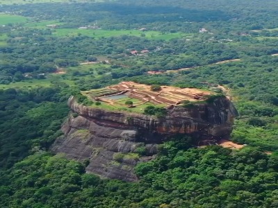 سیگیریا ، قلعه‌ی نظامیِ باستانی