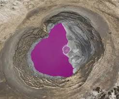 پدیده شگفت انگیز و طبیعی در حوضچه گلفشان نفتلیجه