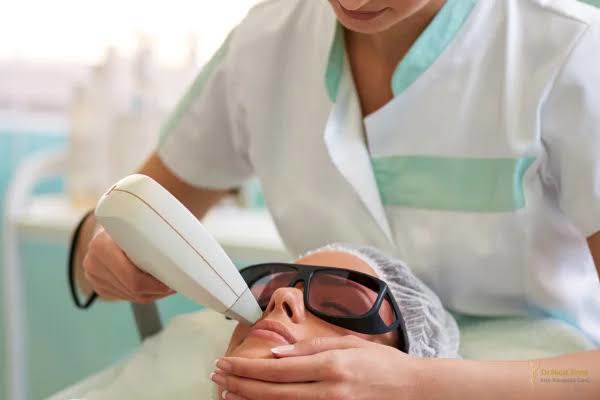 چه افرادی از لیزر نباید استفاده بکنند؟