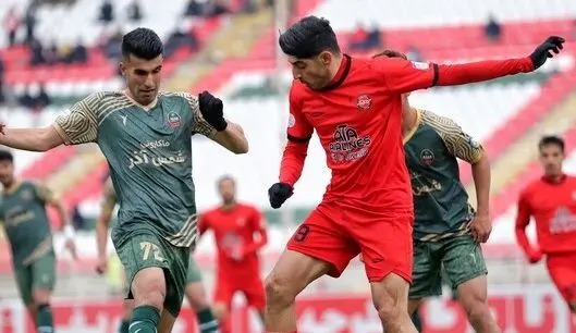 توقف بدموقع تراکتور برابر شمس‌آذر