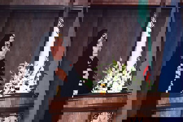 بهروزآذر:مرحوم بروجردی از سرمایه‌های ماندگار حکمرانی زنانه در کشور بود