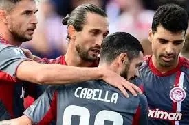 طارمی در ترکیب اصلی المپیاکوس قرار می گیرد؟