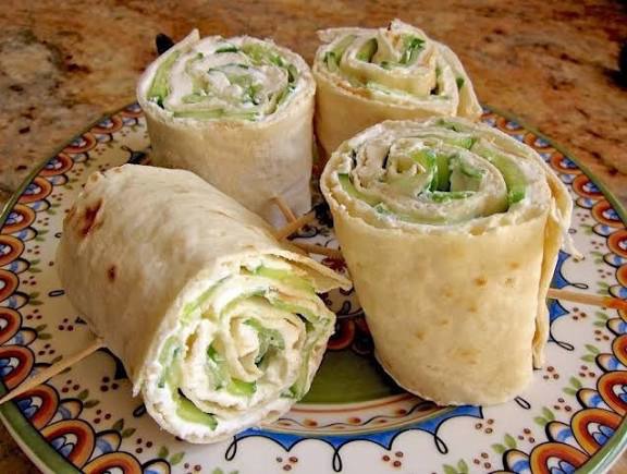 لقمه خوشمزه مدرسه با نون لواش