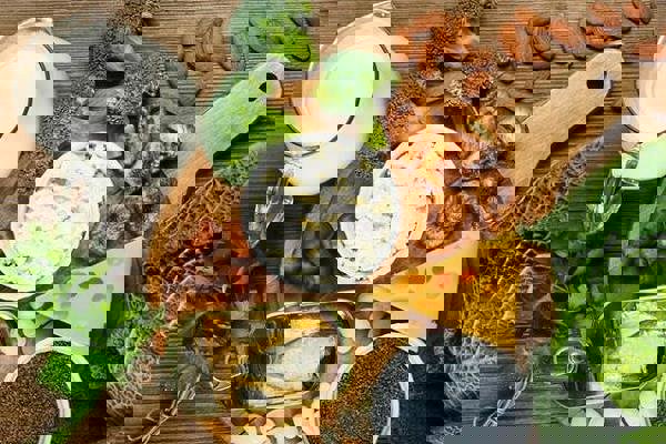 آنچه سالمندان باید درباره کلسیم و ویتامین D بدانند