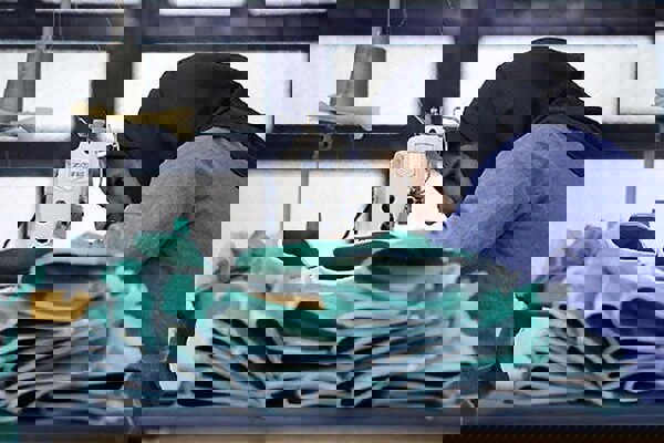 گفتمان پهلوی و سوژه‌سازی زنان؛ انقلاب اسلامی و بازتعریف زن آسیب دیده