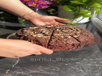 آموزش کیک گردویی شکلاتی محبوب و خوشمزه